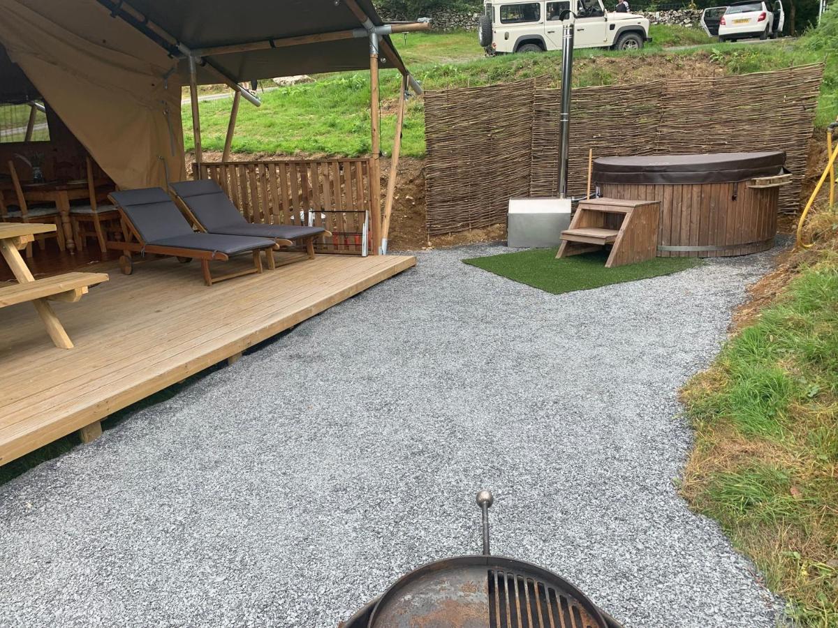 Mountain View Safari Tent With Hot Tub In The Heart Of Snowdonia Dolgellau Bagian luar foto
