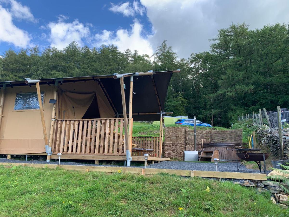 Mountain View Safari Tent With Hot Tub In The Heart Of Snowdonia Dolgellau Bagian luar foto