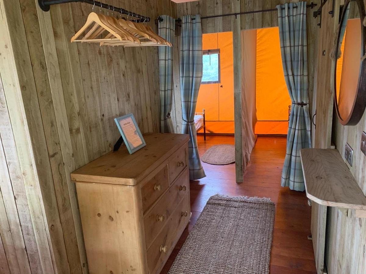 Mountain View Safari Tent With Hot Tub In The Heart Of Snowdonia Dolgellau Bagian luar foto