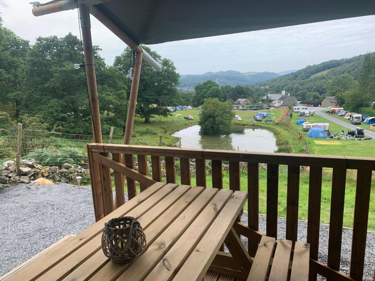 Mountain View Safari Tent With Hot Tub In The Heart Of Snowdonia Dolgellau Bagian luar foto